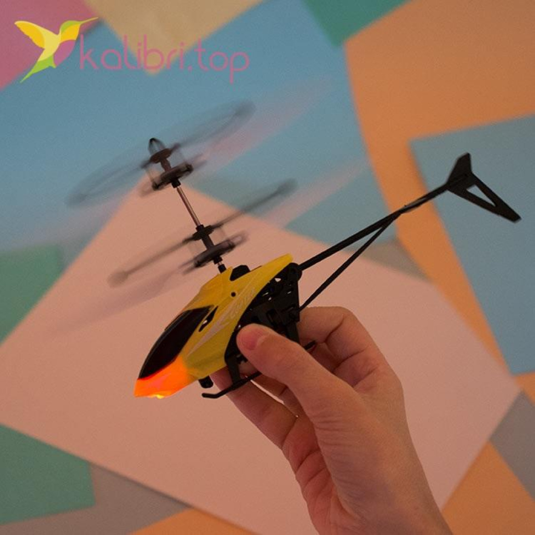 Летающая игрушка вертолет желтый оптом фото 02